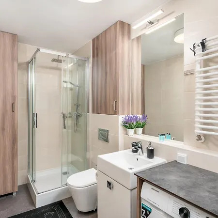 Apartwro 3th - Przy Dworcu Glownym Pkp, Balkon, Garaz, Rowery *