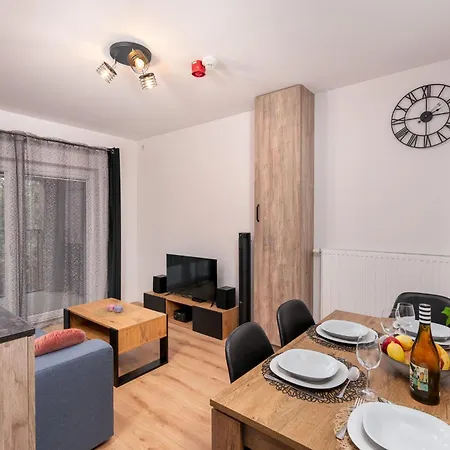 Apartment Apartwro 3th - Przy Dworcu Glownym Pkp, Balkon, Garaz, Rowery *