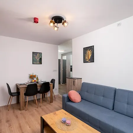 شقة Apartwro 3th - Przy Dworcu Glownym Pkp, Balkon, Garaz, Rowery